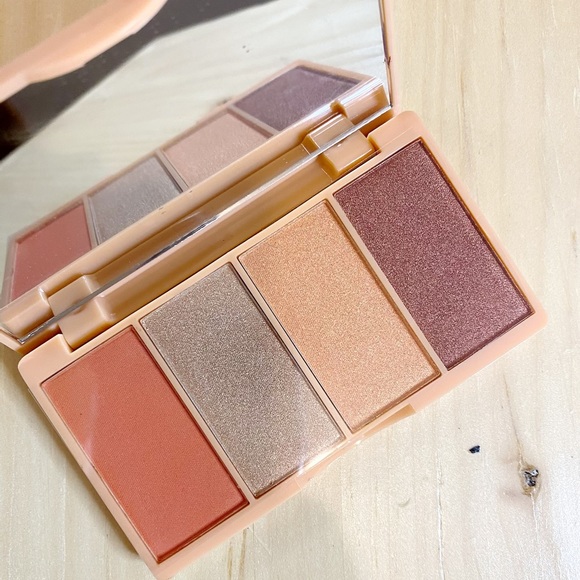 Bellapierre Peach Blossom Eyeshadow Palette - Picture 2 of 4